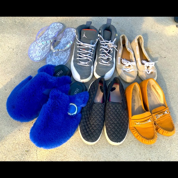 Shoes - Picture 1 of 3